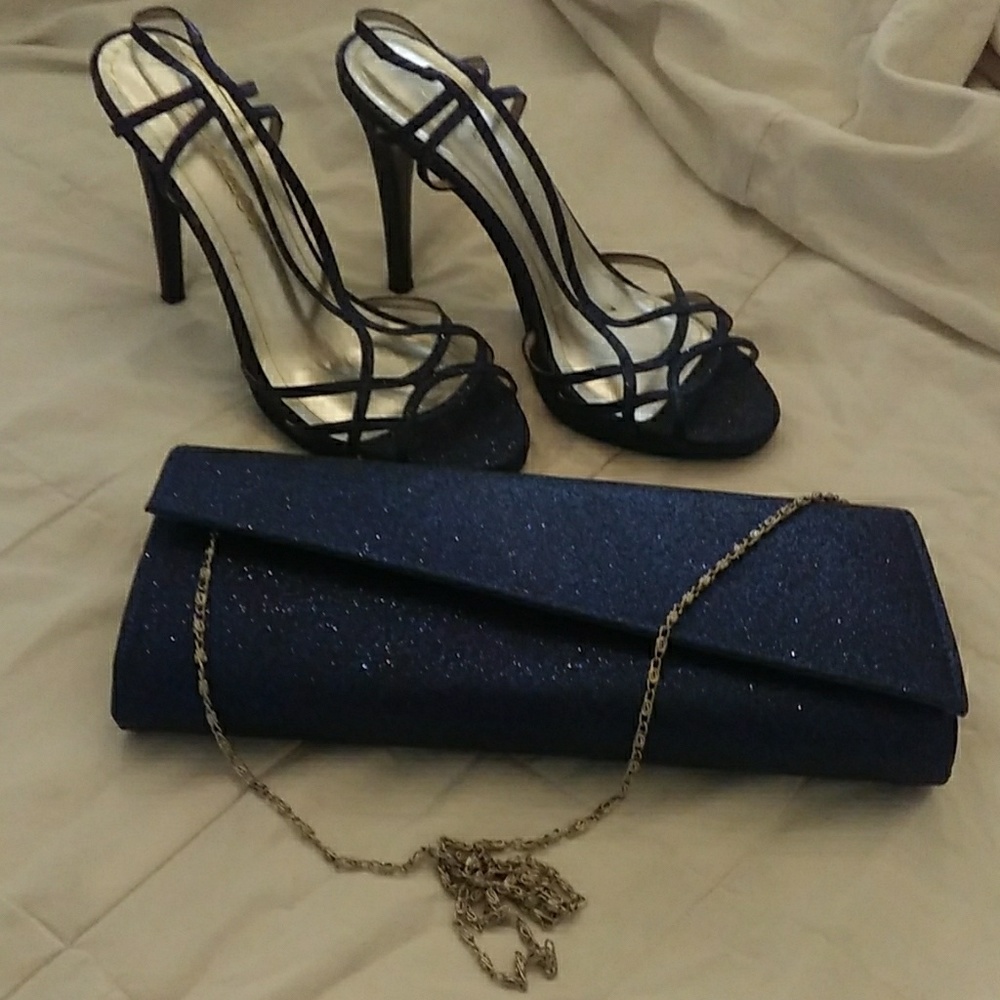 Capparros size 9 navy sparkle heels w handbag